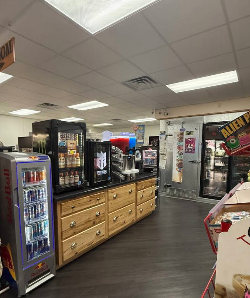 Woodys Outpost (Schaves Tourist Court, Grants Modern Tourist Court) - Woodys